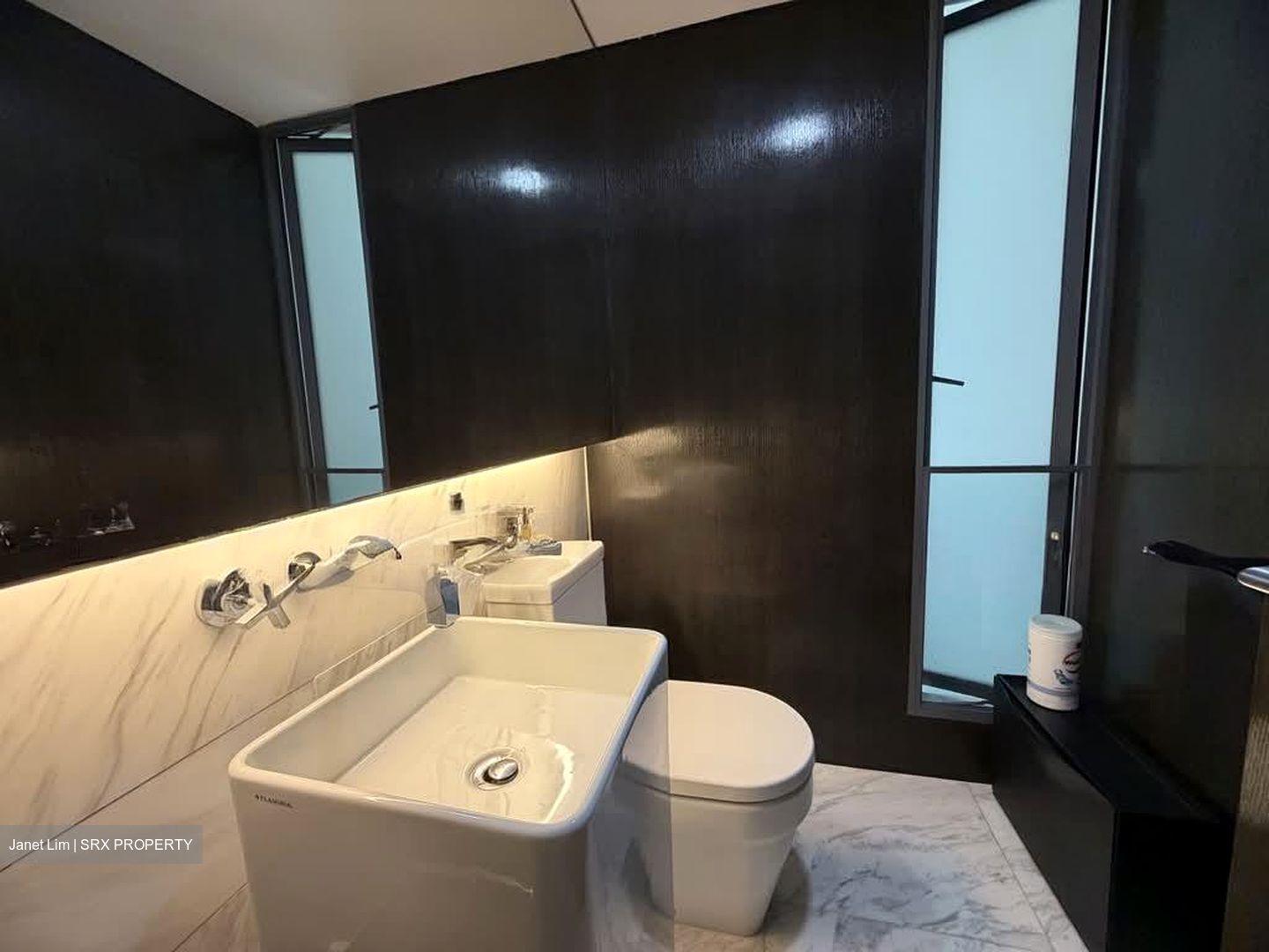 Illoura (D10), Terrace #595183551